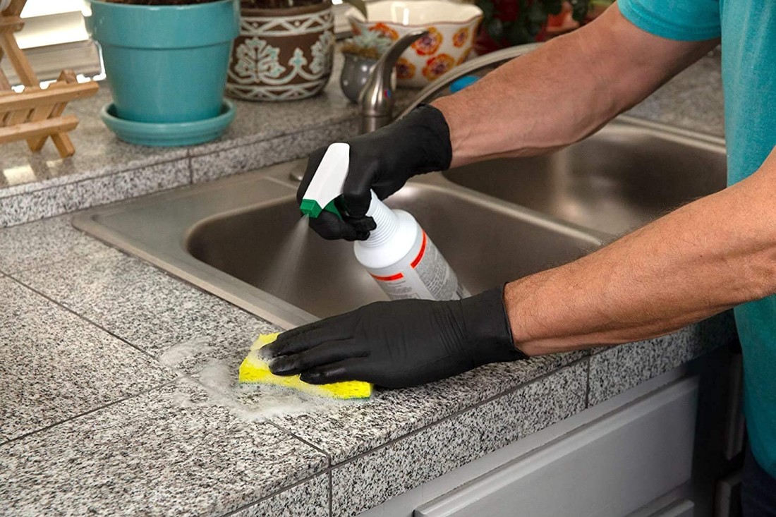 Falcon Nitrile Gloves - Black Powder Free - 100 Pieces (Small)