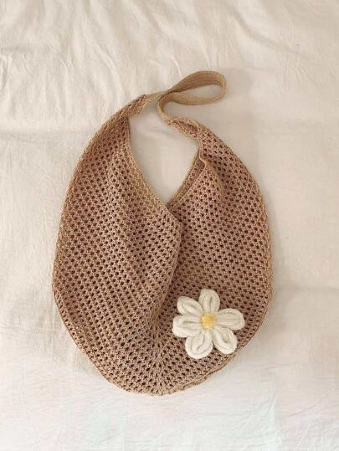 Hollow Out Weave Straw Bag Bohemian Beach Handbag Hollow Tote Bag Large Capacity Shopping Beach Bag Fashion Hollow Out Weave Straw Bag Beach Handbag Bohemian Style Beach Bag Slouchy Style Large Capaci