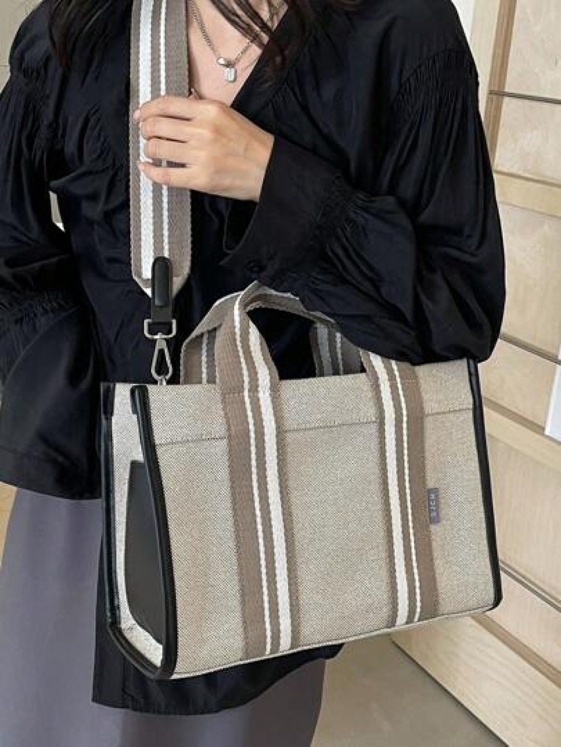 Simple Large Capacity Tote Bag Handbag Shoulder Bag Crossbody Bag School Bag Large Capacity Portable For Teen Girls Women College Students White Collar Workers Perfect For Work Back To School Middle S