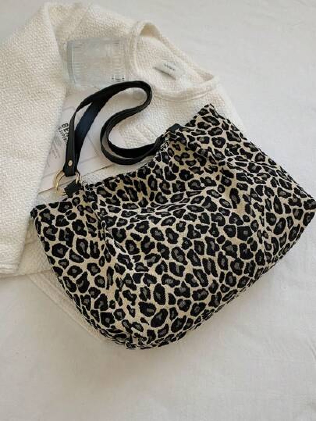 New Fashion Leopard Print Large Capacity Shoulder Under Arm Casual School Tote Bag Fashion Leopard Print Bag