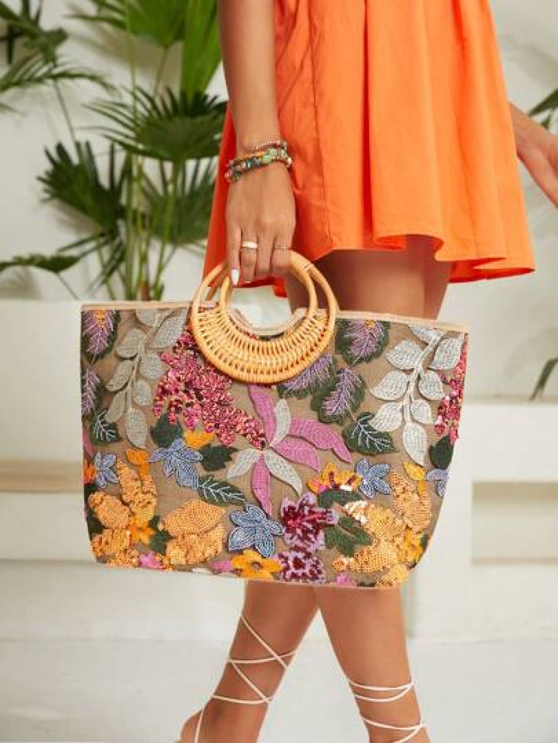 SHEIN VCAY Leaf Flower Pattern Top Handle Bag Sequin Embroidery Detail Woven Bag Perfect For Summer Beach Travel Vacation For Outdoor Holiday Picnic Summer Essentials Perfect For Vacation Holiday Exqu