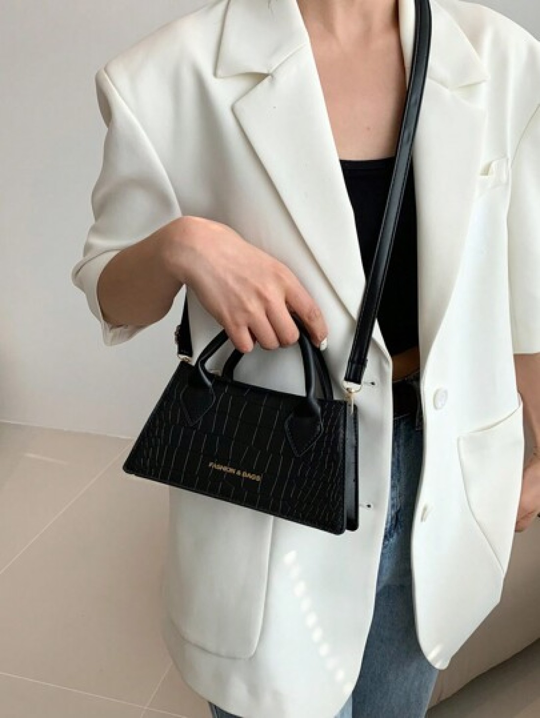 Lightweight Business Casual Small Square Bag Double Handle Crocodile Embossed Letter Pattern For Teen Girls Women College Students Rookies White Collar Workers Perfect For Office College Work Business