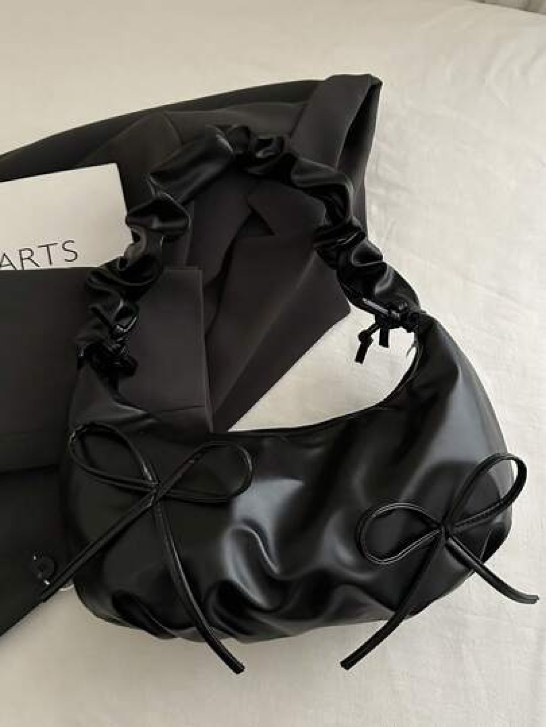 Cross Border Korean Style Elegant Ruffle Cloud Bow Handbag With Chain Shoulder Strap New Fashion Ruffle Underarm Bag