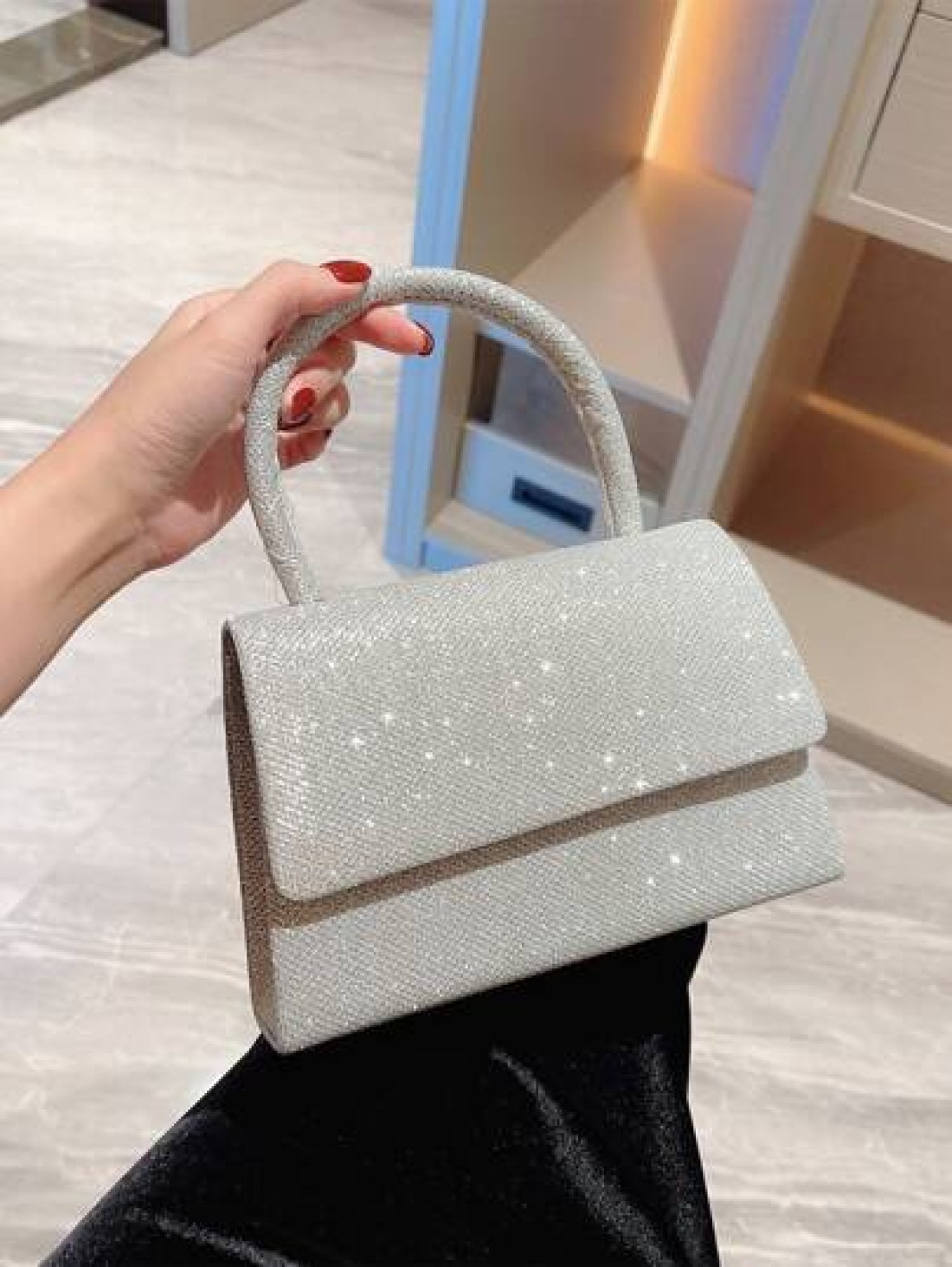 Moonlit EveBag Glamorous Elegant Exquisite Quiet Luxury Sequin Luxury Shiny Portable Glitter Flap Square Bag Mini Silver For Party Prom Evening Bag Dinner Bag For Party Girl Woman Bride Perfect For Pa