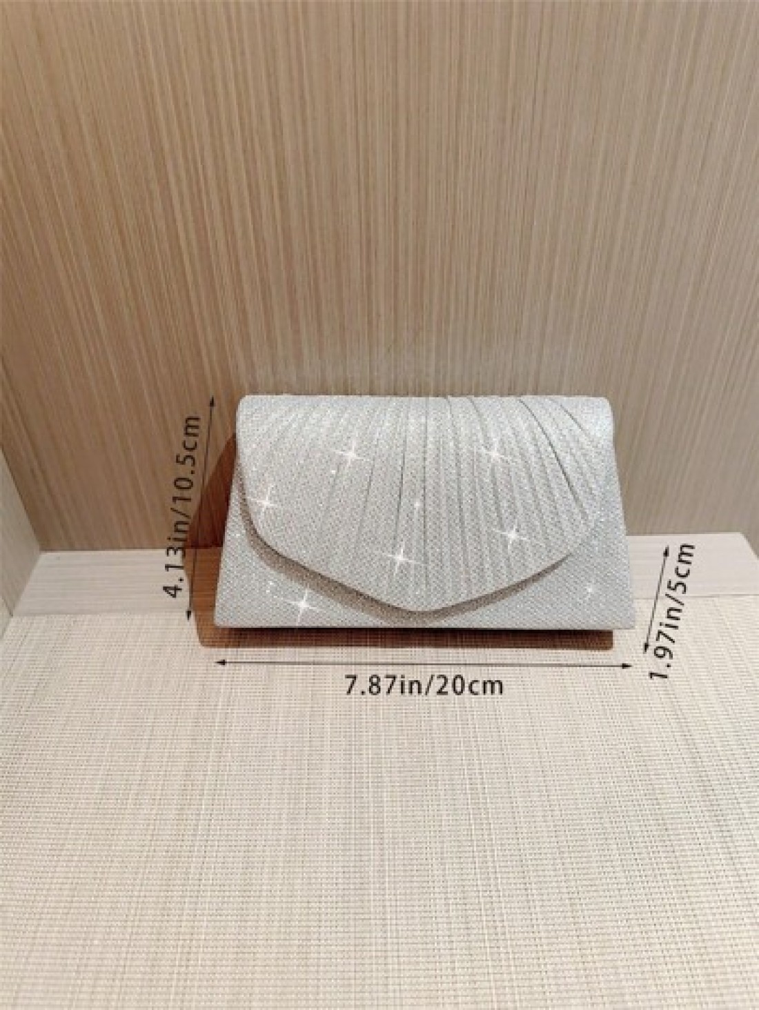 A Glittering Shiny Flip Evening Bag Mini Party Clutch With Pleated Design Envelope Bag With Chain Tready Bride Bag Perfect For Party Wedding Prom Dinner Banquet Matching With Wedding Dress Formal Dres
