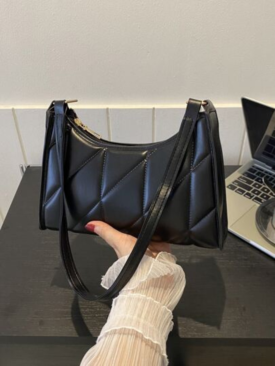 Lightweight Business Casual Mini Quilted Flap Fashionable Square Bag For Teen Girls Women College Students Rookies White Collar Workers Perfect For Office College Work Business Commute Outdoors Travel