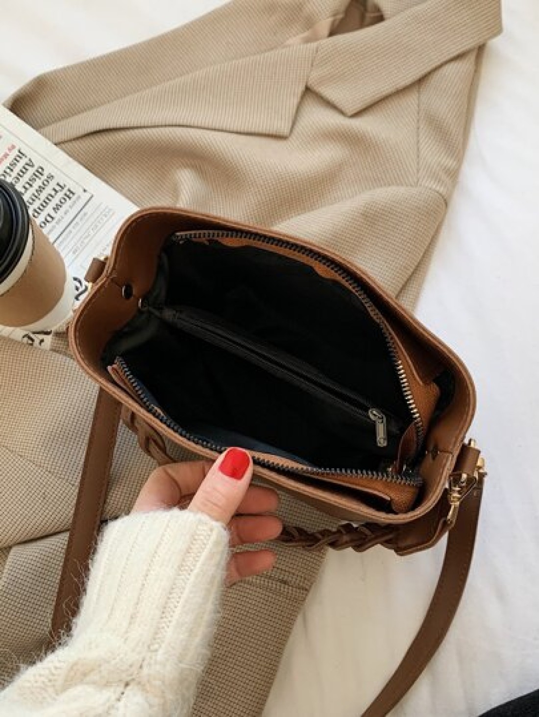1pc Solid Color Retro Fashion Woven Zipper Bucket Bag Versatile Shoulder Crossbody Handbag Suitable For Daily Use