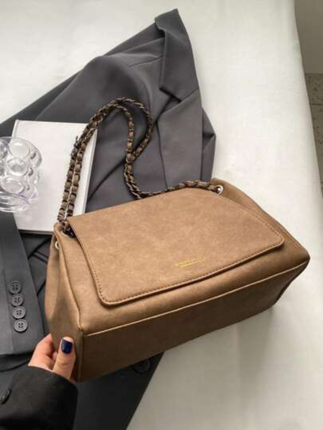 1 high end stylish versatile vintage high capacity chain cross body bag for women s daily commute