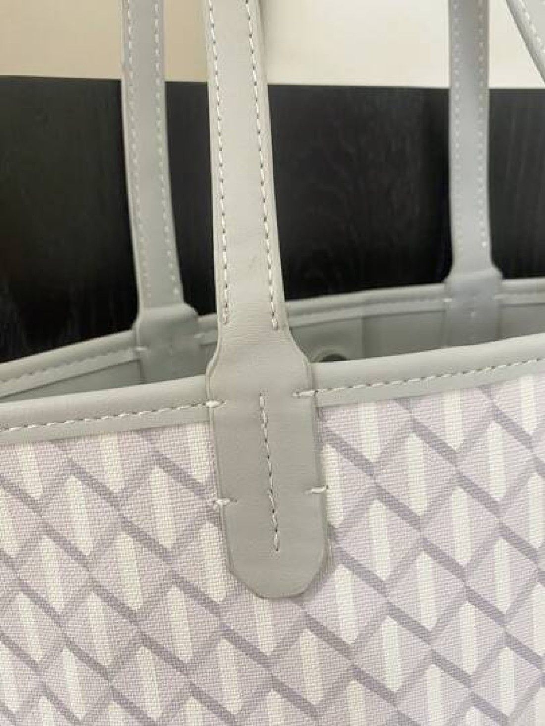 White Fashion Simple Classic Retro Leather Diamond Check Pattern Handbag Casual Women Tote Bag Shoulder Bag Exquisite PU Material Suitable for Parties Work Travel School Shopping Gifts