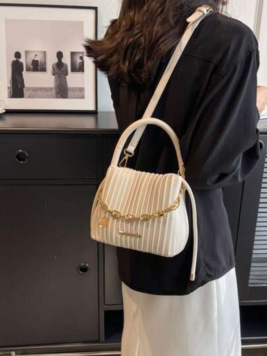 Mini Pleated Bucket Bag With Chain Decor