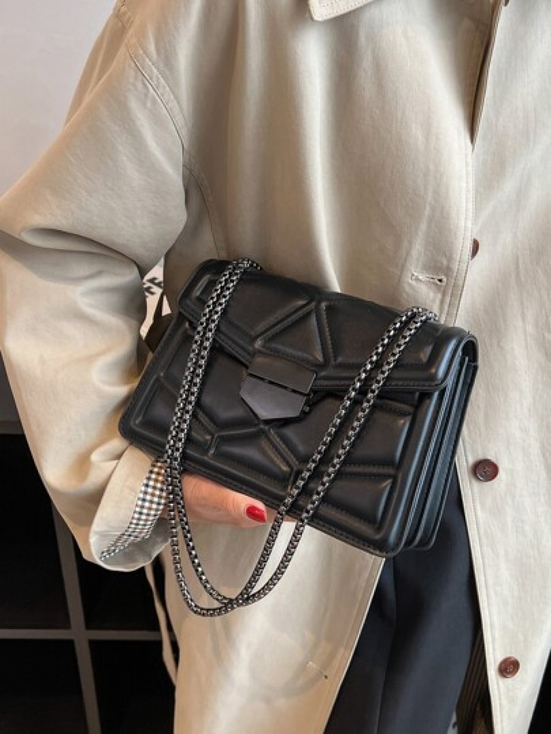 Quilted Flap Chain Square Bag For Teen Girls Women College Students Rookies White collar Workers Perfect for Office Work Business Commute Best Work Bag for Women