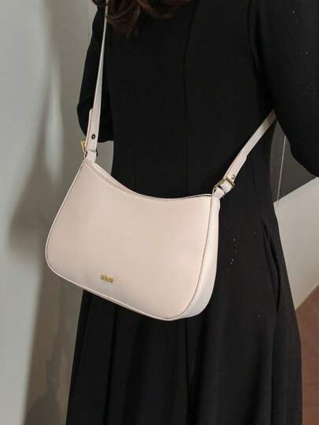 Fashionable Elegant Minimalist Portable Women s Shoulder Bag Mini Underarm Bag With Adjustable Long Shoulder Strap Suitable For Young Women Shopping Dating Party Outing Mall Business