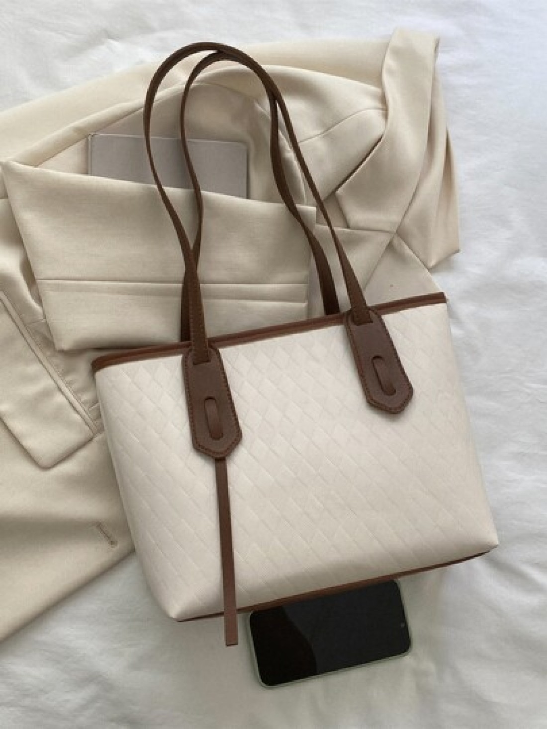 Fashionable Vintage Style Rhombus Grid Stitching Press Creased Convertible Shoulder Bag For Women Leisure Tote