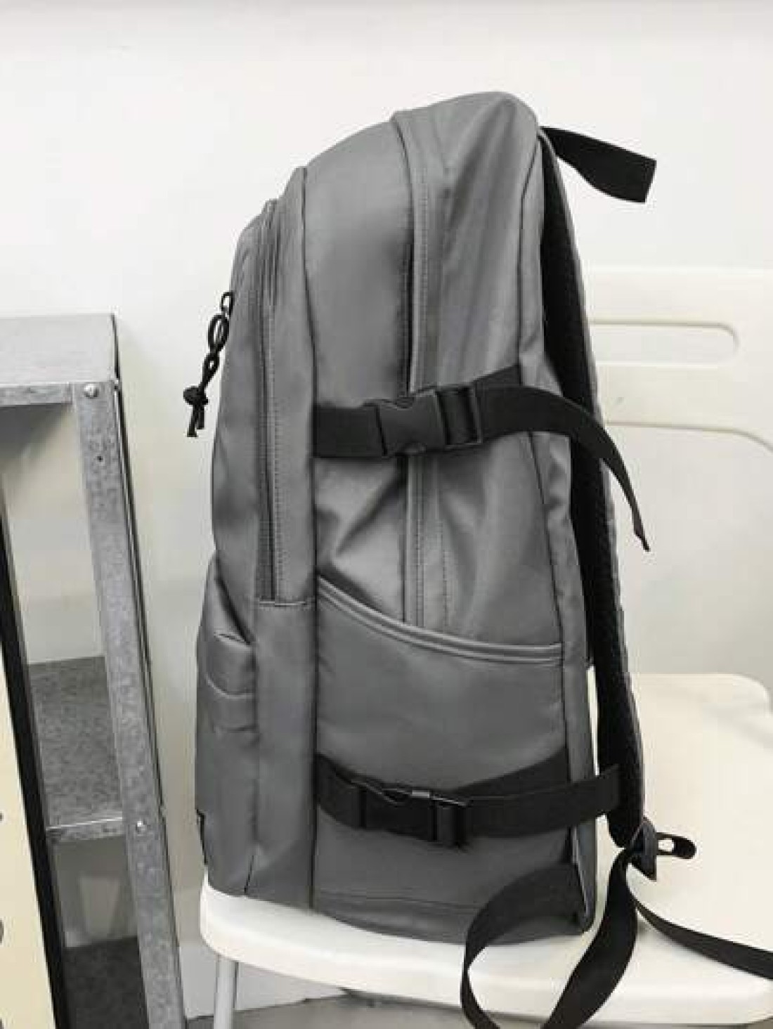New Fashionable And Casual Large Capacity Solid Color Backpack For Students Versatile For Class And Commuting Unisex