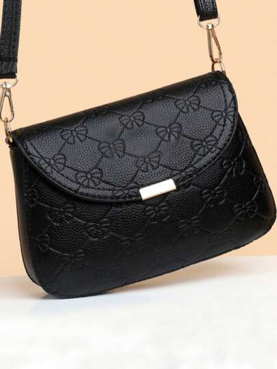 New Large Capacity Bag Female Fashion Senior Texture Female Crossbody Bag With Goddess Single Shoulder Crossbody Bag Pull Head Direction Random