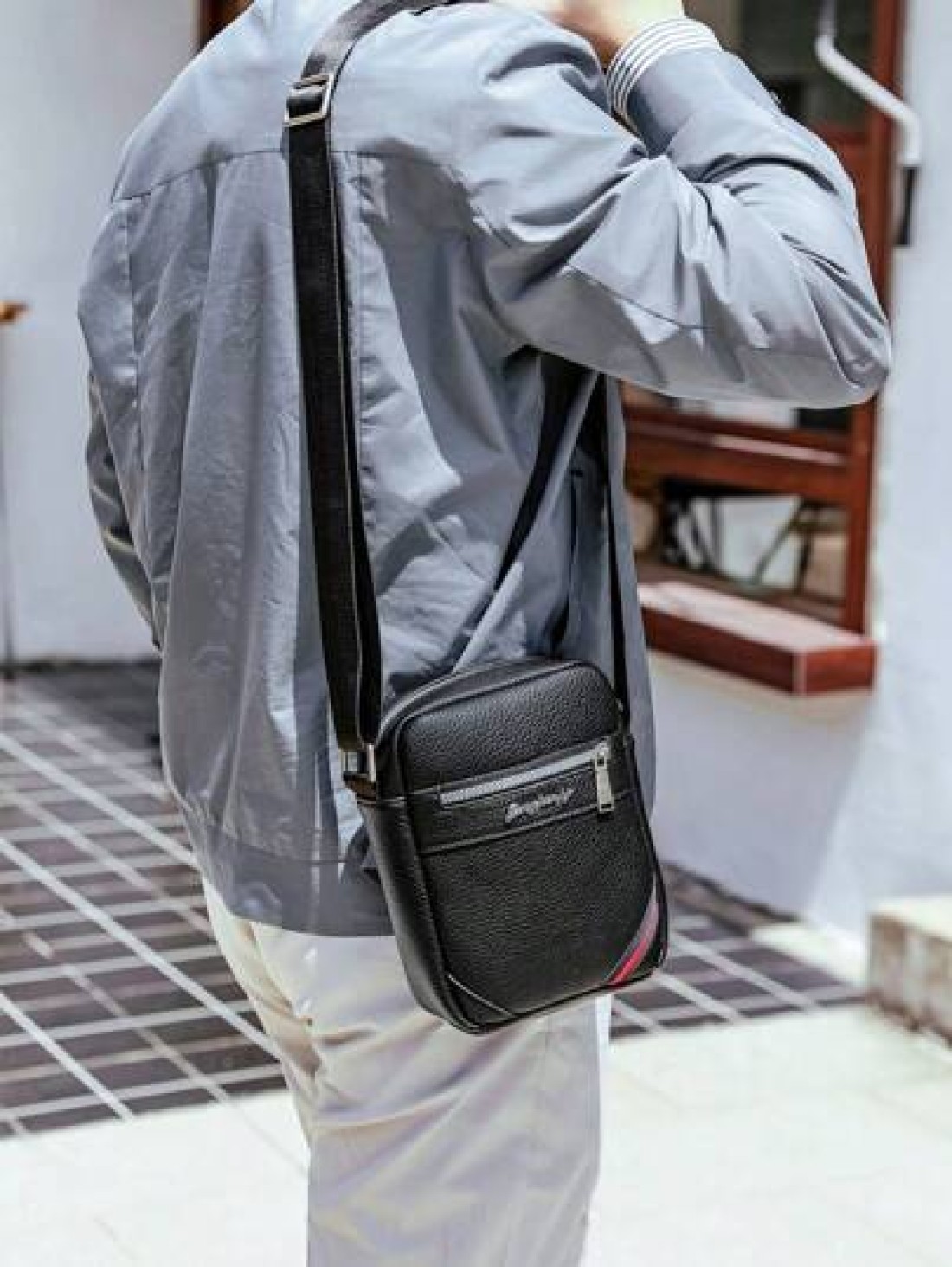 Men s Classic Square Business Messenger Bag Casual Shoulder Bag Crossbody Satchel Suitable For School Commute Travel