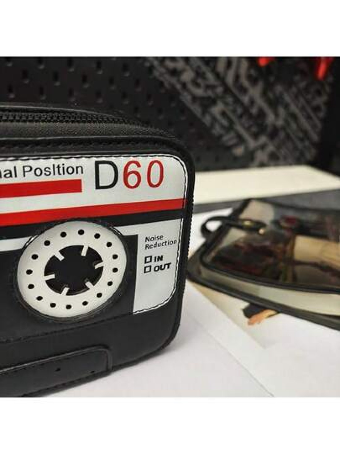 Unisex Magnetic Tape Design Small Square Crossbody Shoulder Bag Fashionable Casual Camera Bag For Men Women