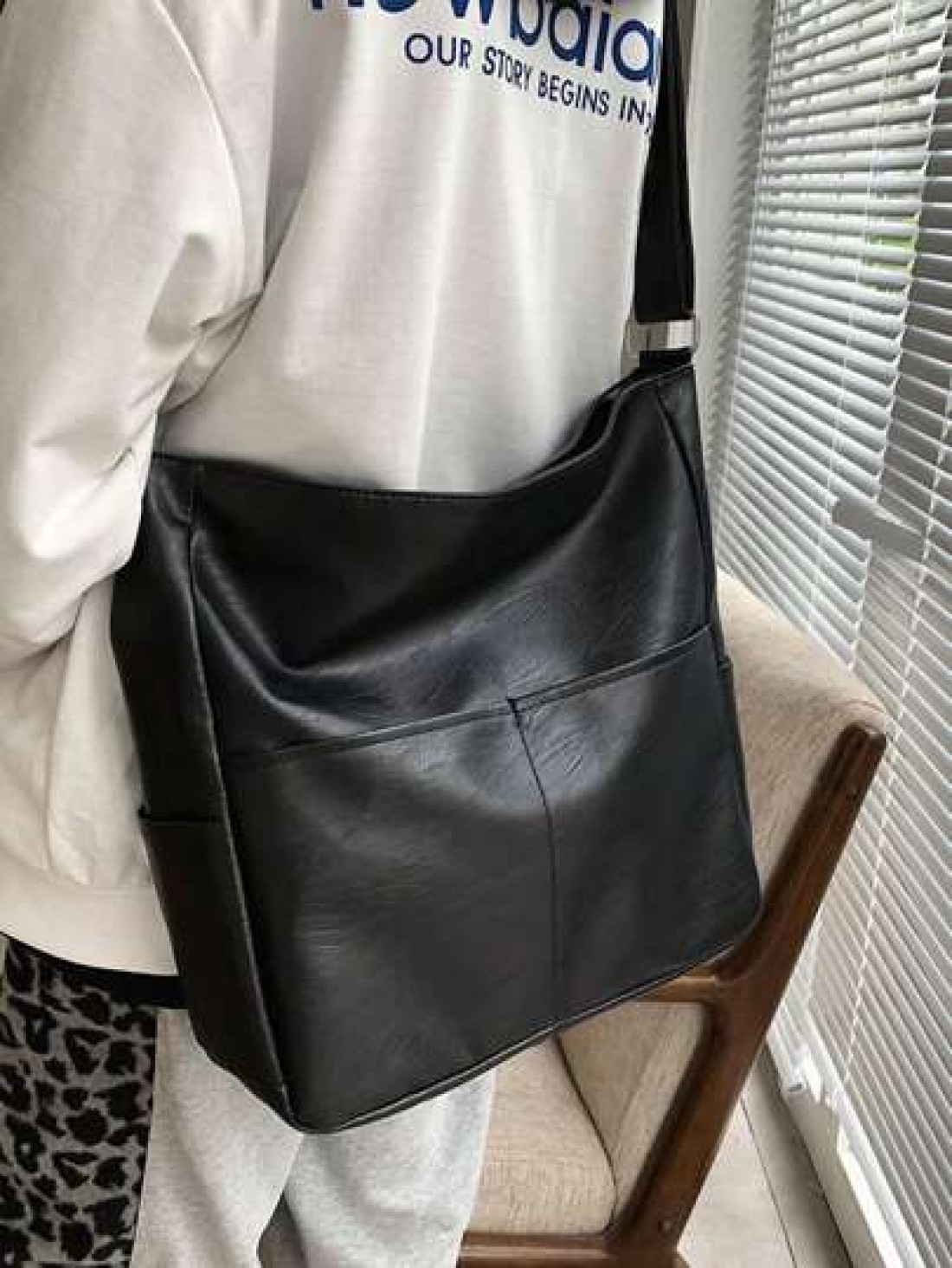 PU Dual Pocket Solid Color Simple Messenger Bag For Men Casual Daily Use Christmas Gifts Winter Christmas Men Bag Sling Bag Cross Body Bag Gifts Thanksgiving Fall Travel Purse Holiday Tote Bag Sports