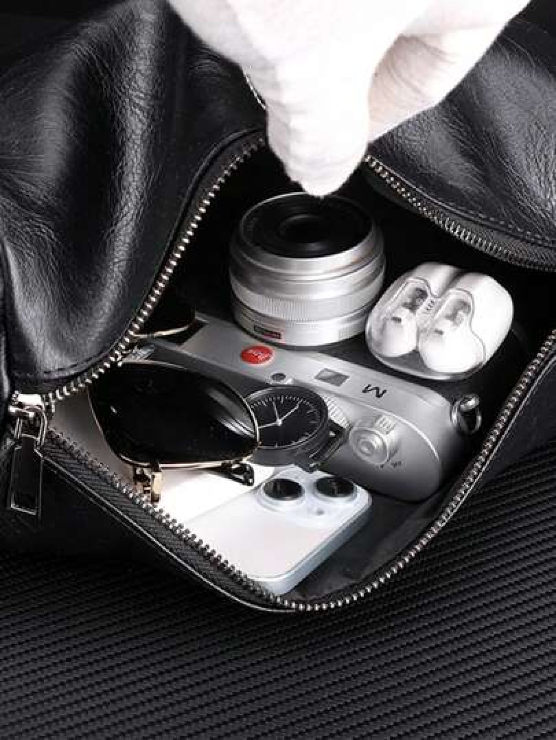 Fashionable Men s Bucket Bag Shoulder Bag Casual Messenger Bag Small Suitable For Travel Commuting Back To School