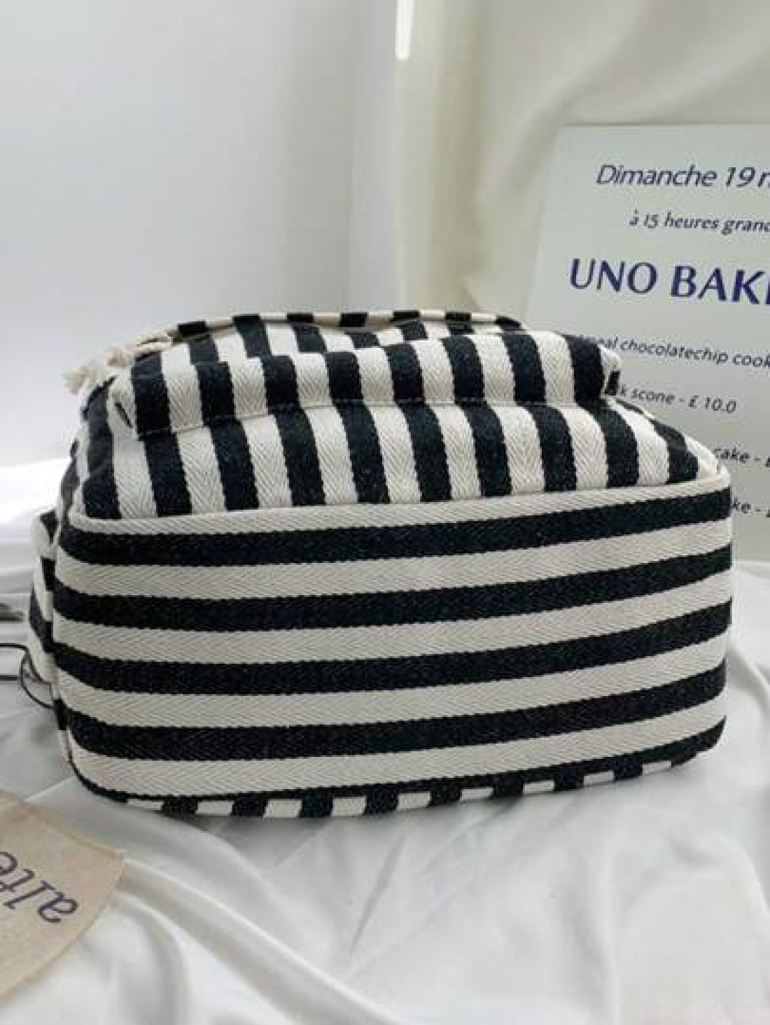 1pc New Versatile High Quality Vertical Striped Backpack Large Capacity Student Commuting Daily Casual Rucksack