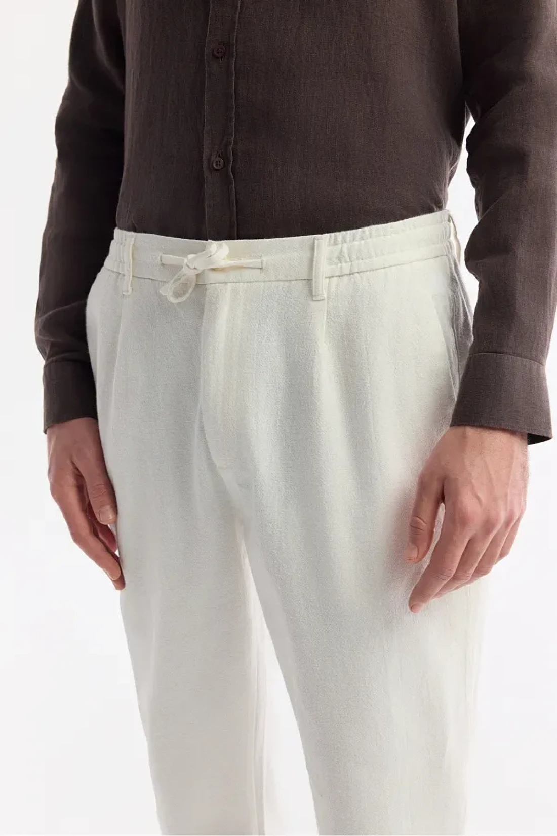 Avva Men's Off White Relaxed Fit Waist Lace-Up Linen Blend Chino Pants B003036