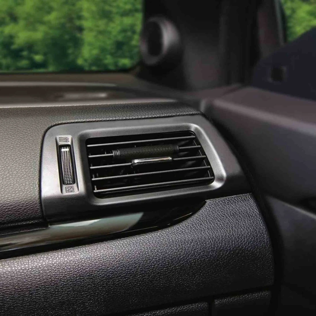 Little Trees Vent Wrap Car Air Freshener Summer Linen Black