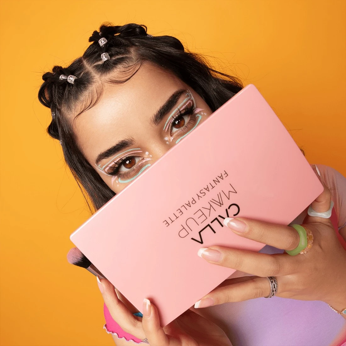 CALLA Makeup Fantasy Eyeshadow Palette - 18 Colors