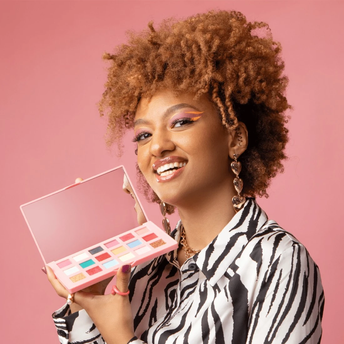 CALLA Makeup Fantasy Eyeshadow Palette - 18 Colors