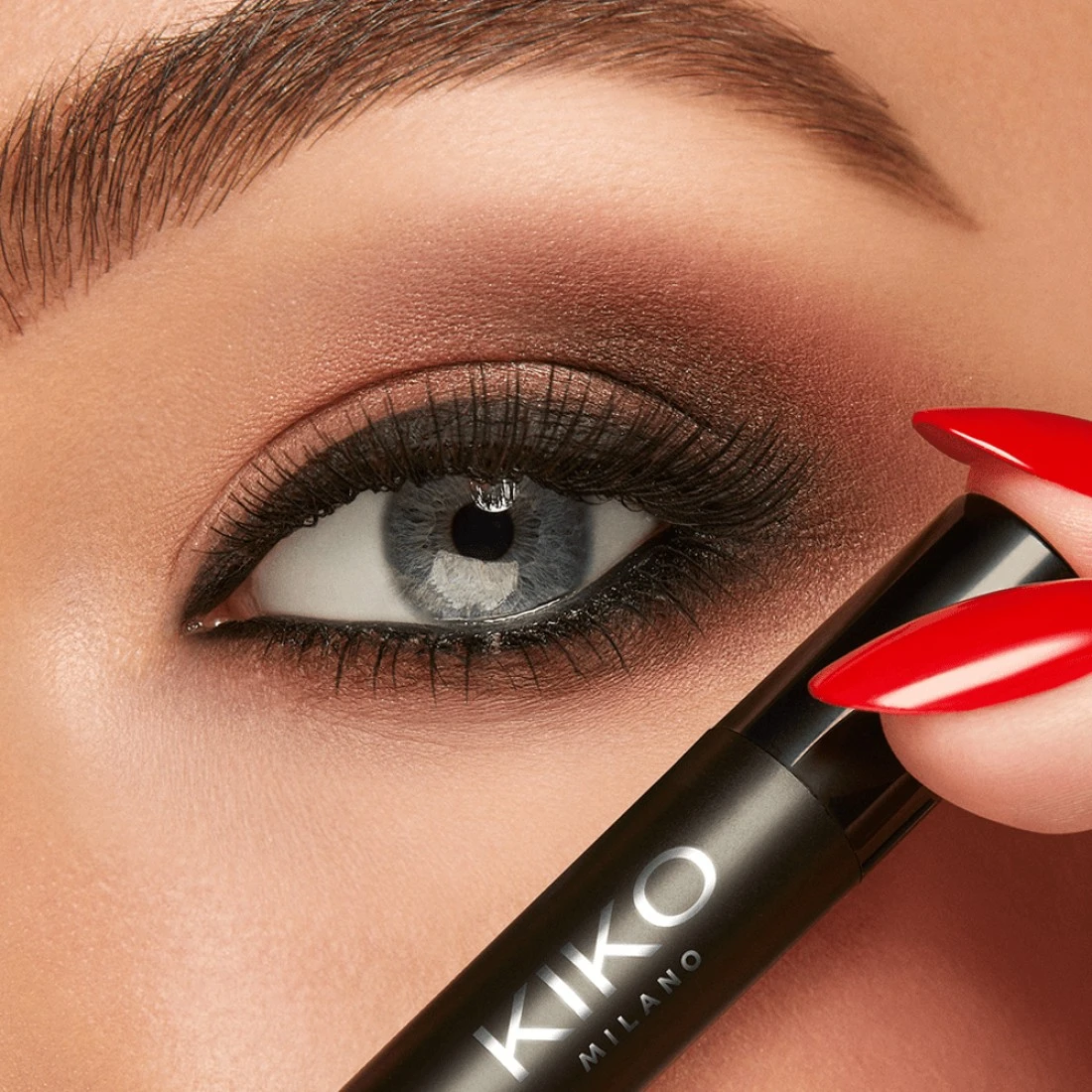 Kiko Black Pencil kajal - 01