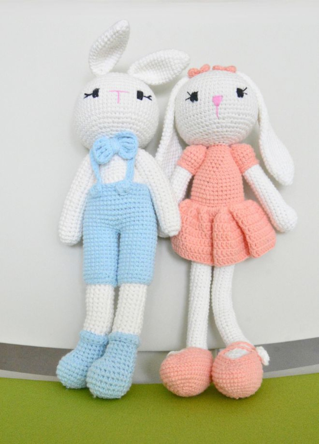 Exquisite Handcrafted Crochet Doll: Enchanting and Huggable Amigurumi Creation, Crafted with Care from 100% Cotton, Ideal for Children, A Thoughtful Gift and Captivating Nursery Accent