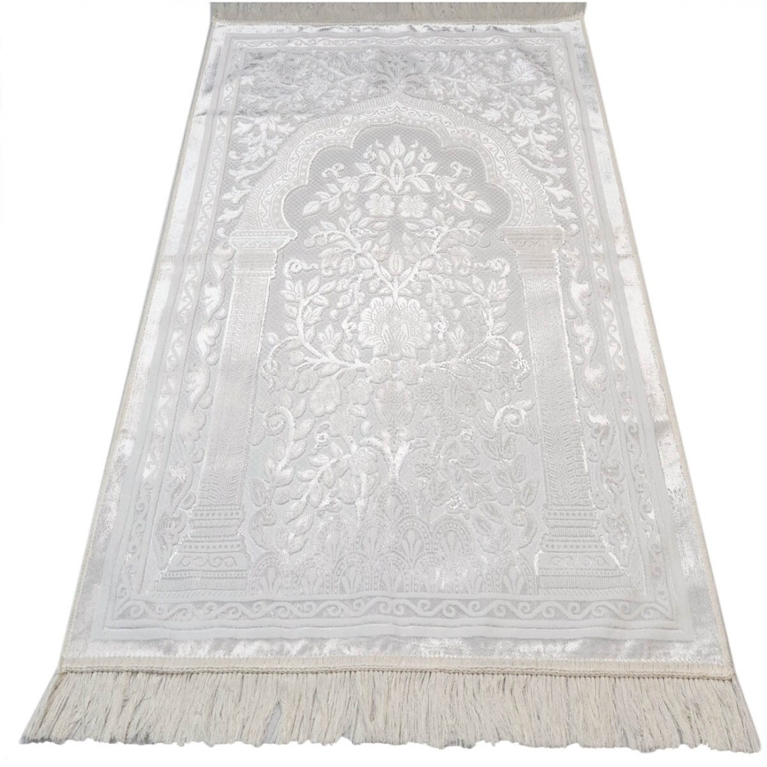 Luxurious Soft Velvet Islamic Prayer Mat. High Quality Turkish Praying Rug