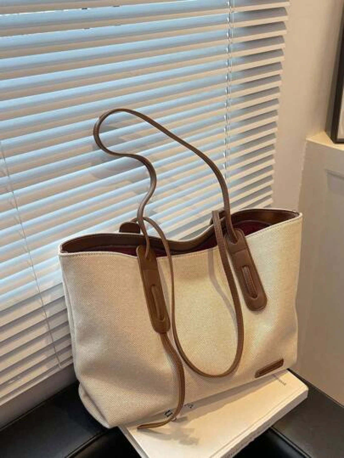 Large Capacity Foldable Shoulder Strap Tote Bag Suitable For Women Shopping Work Commute Outing Business Events Gift For Mom New In Fall Winter Larrge Capacity Shoulder Tote Bag