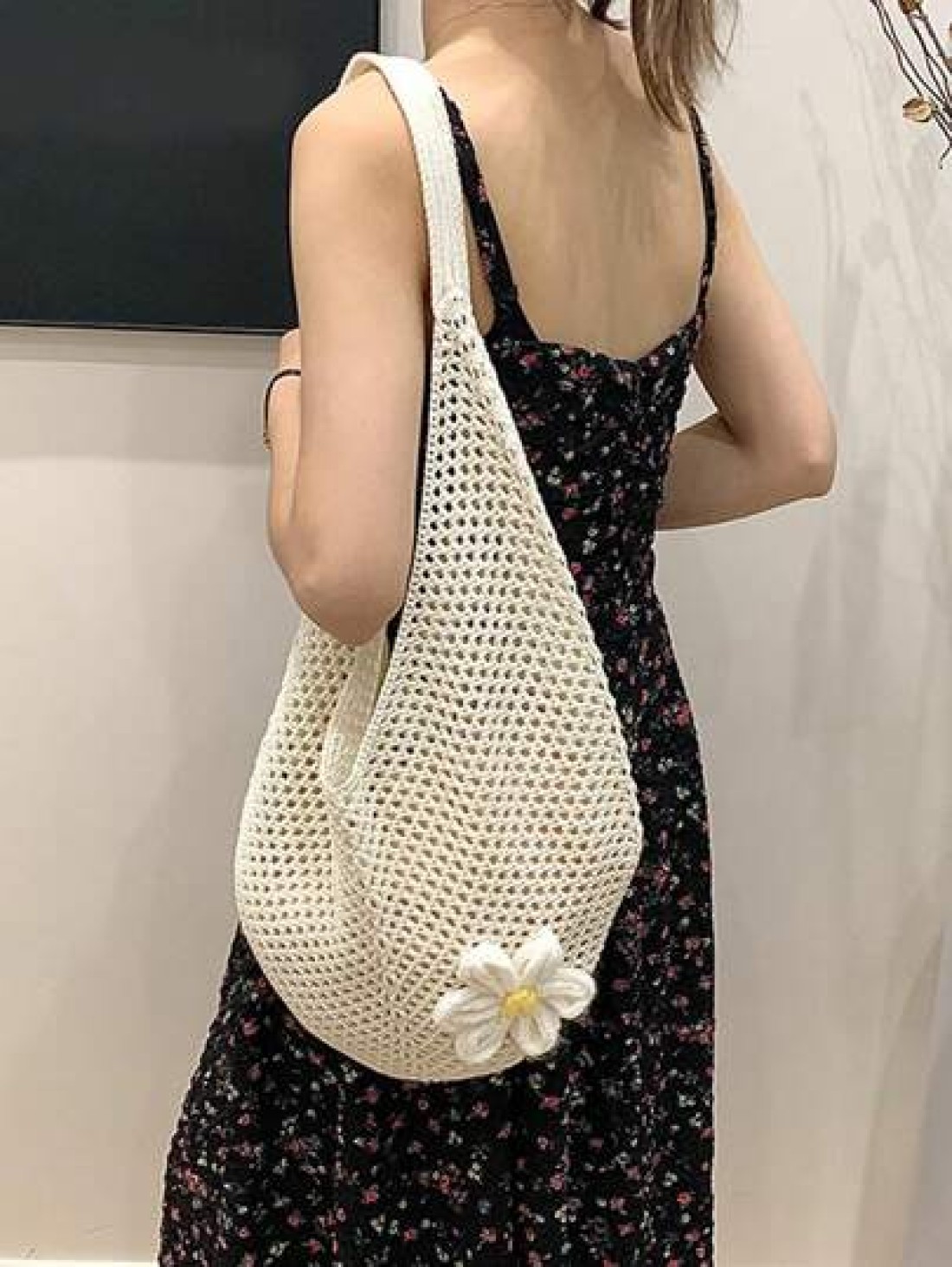 Yogodlns Hollow Out Weave Bag Bohemian Style Beach Handbag Hollow Tote Bag Large Capacity Slouchy Style Beach Bag Shopping Women Casual Beach Bag Large Capacity Crochet Flower Tote Bag Fashion Tote Ha