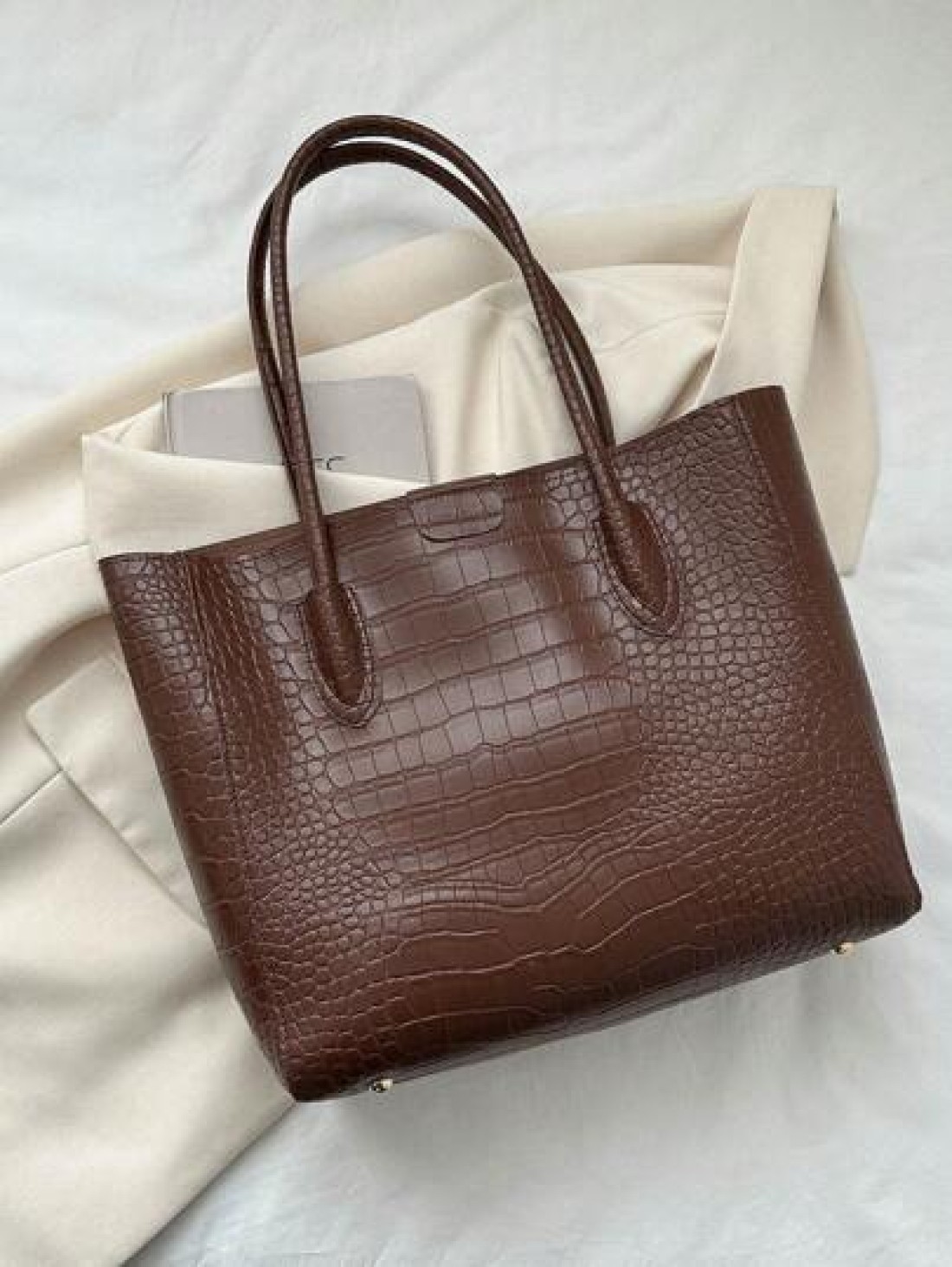 Vintage Tote Bag Women s 2025 New Fashion Commuter Bag Versatile Large Capacity Shoulder Bag
