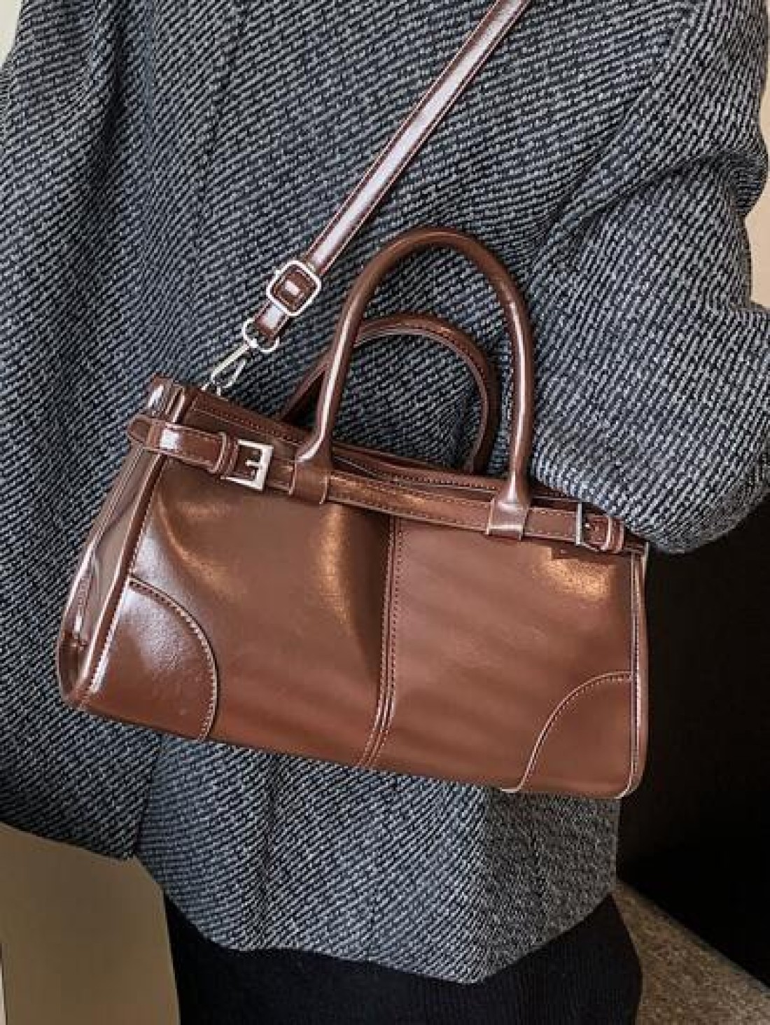 Women s Glossy Tote Bag Large Capacity Fashion Handbag With Detachable Shoulder Strap Coffee Color