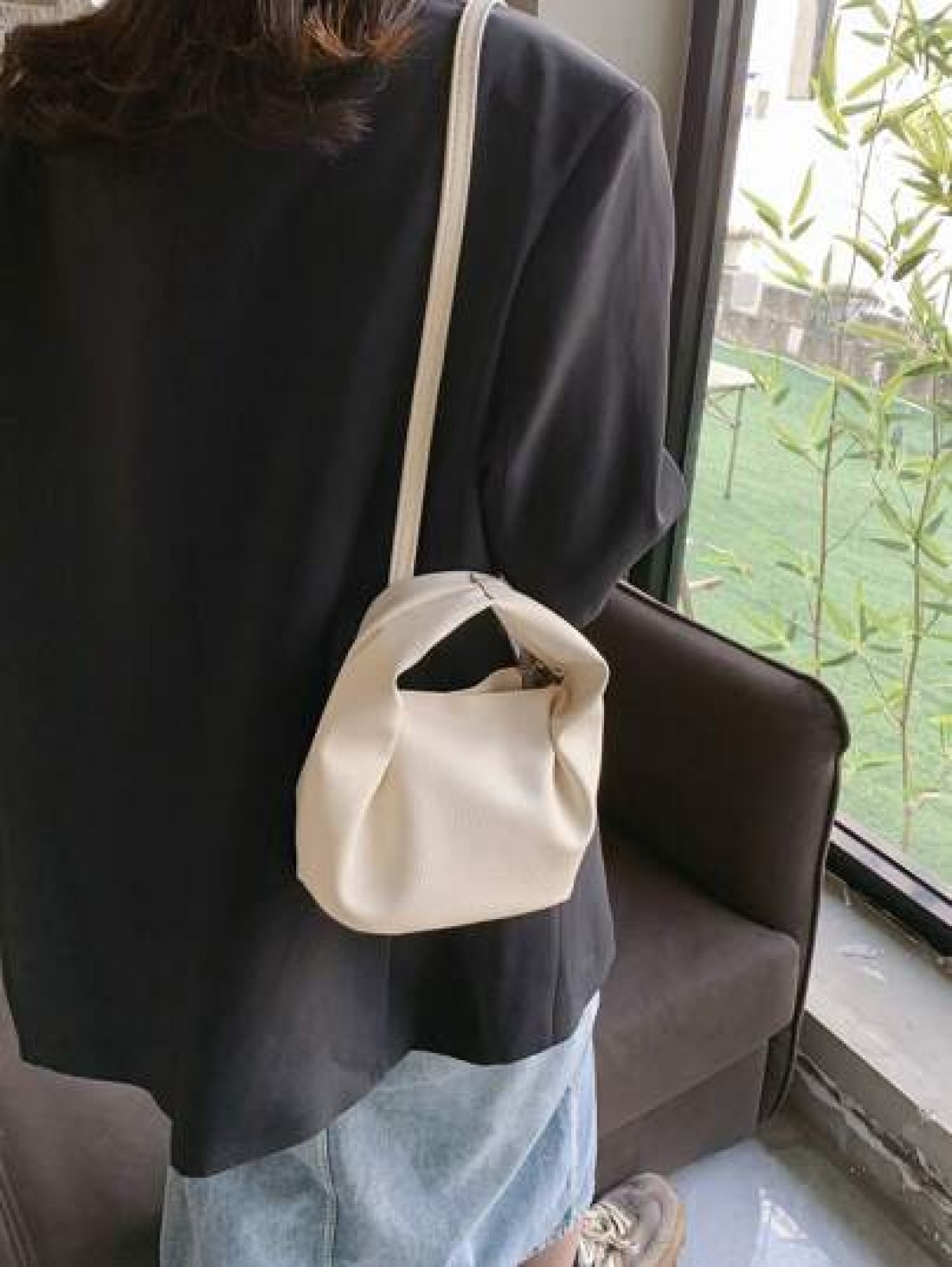 Mini Bucket Bag PU Litchi Embossed White Elegant