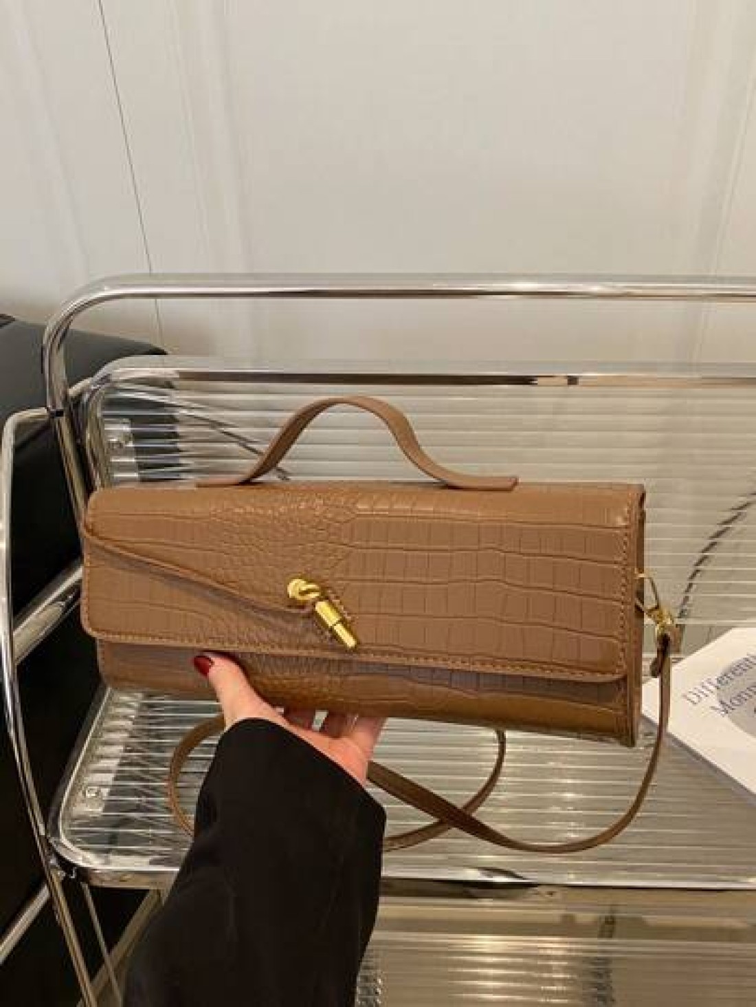 1 Pc Fashion Classic Versatile Daily Commuting Style Solid Color Crocodile Pattern PU Leather Long Strip Flip Style Women s Handbag Suitable For Daily Commuting Daily Clothing Matching And Giving Gift