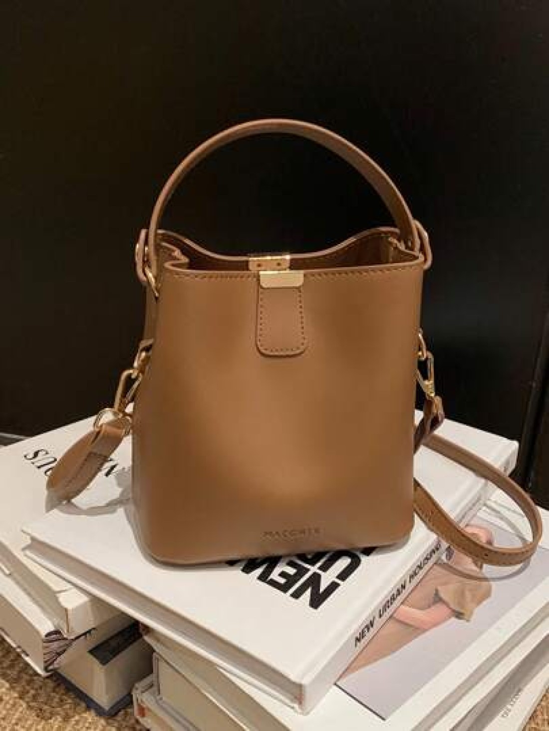 Fashionable Mini Litchi Grain Versatile Solid Color Elegant Casual Tote Shoulder Bucket Bag