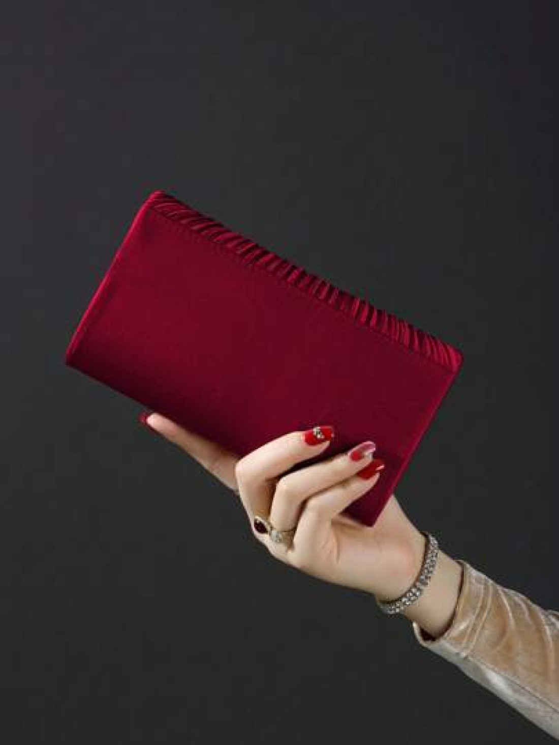 Shiny Fashion Elegant Casual Clutch Envelope Bag Alluring Luxurious Delicate Small Square Chain Bag Suitable For Women Students Office Ladies Brides As Evening Bags Wallets Handbags Great Gift For Wed