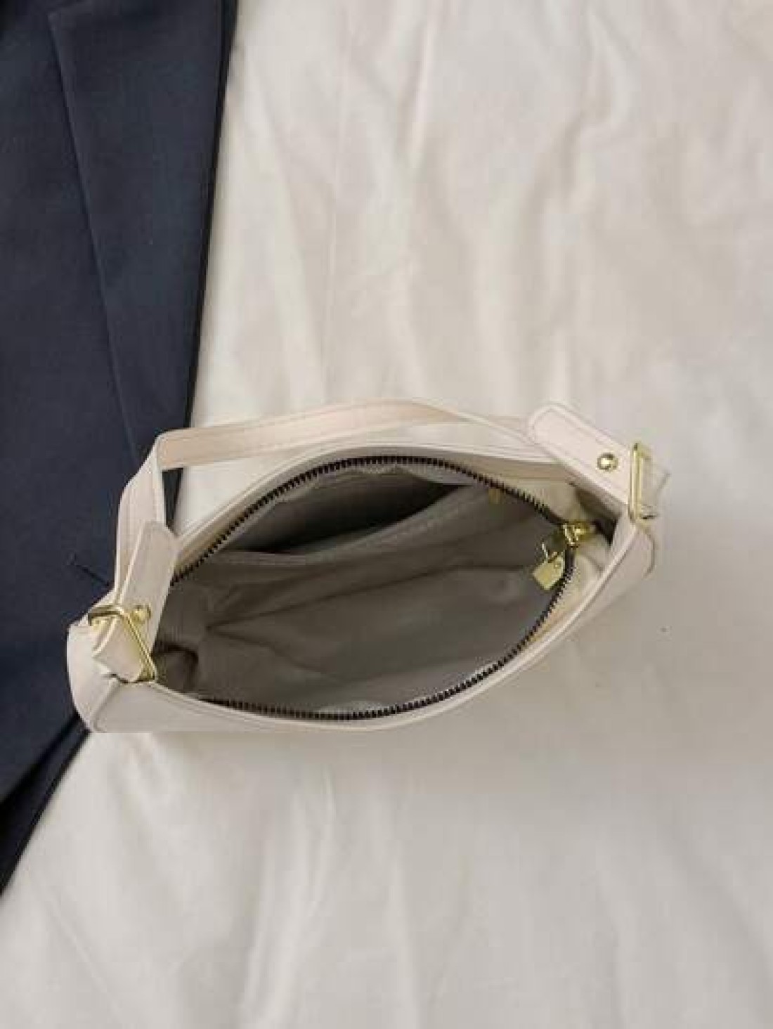 Fashionable Elegant Minimalist Portable Women s Shoulder Bag Mini Underarm Bag With Adjustable Long Shoulder Strap Suitable For Young Women Shopping Dating Party Outing Mall Business