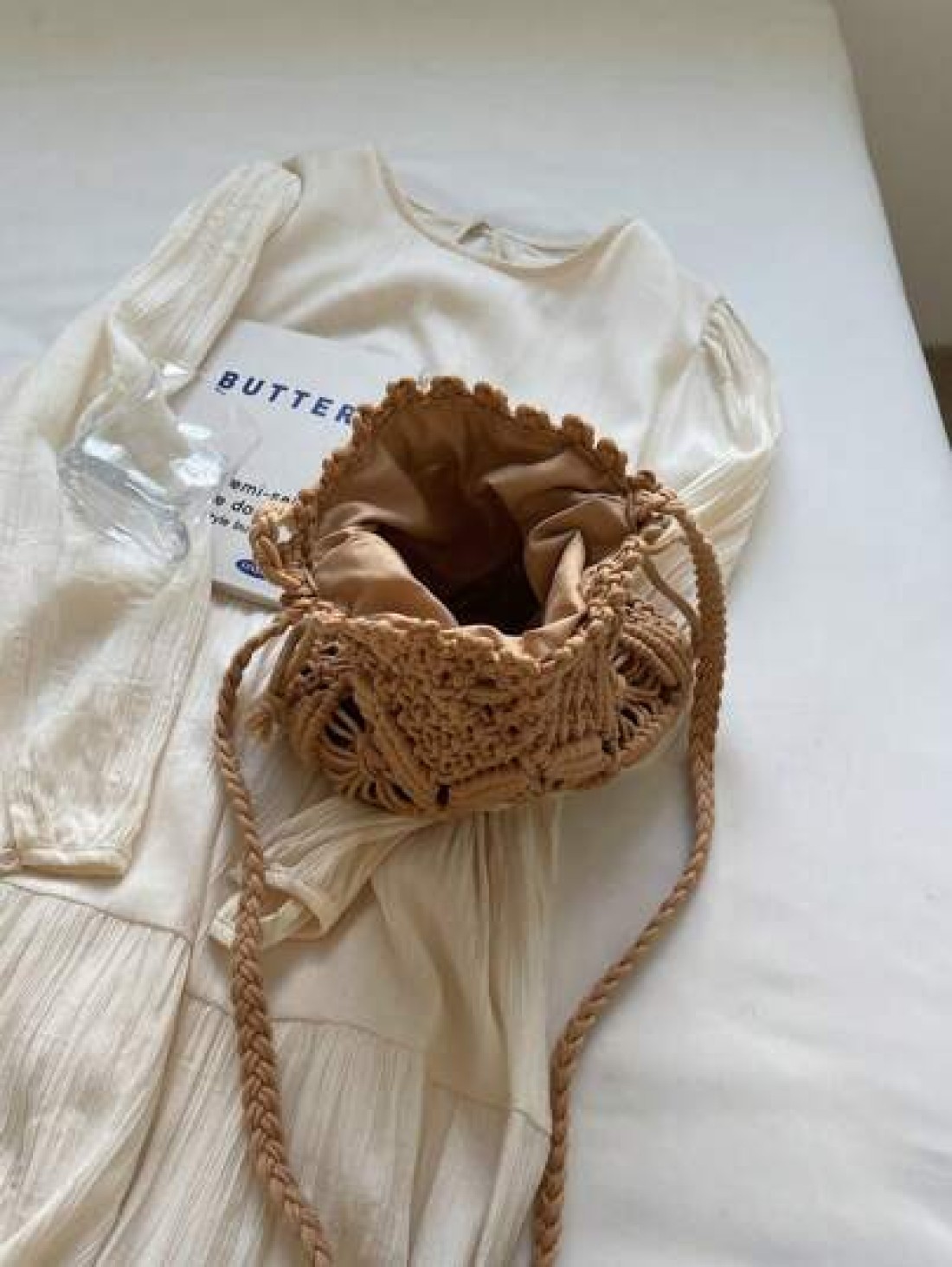 Handwoven Small Shoulder Bag New Fashion Straw Crossbody Bag Niche Beach Side Versatile Design Envelope Shape Small Square Bag Chic Retro Style Crossbody Bag For Vacation Beach