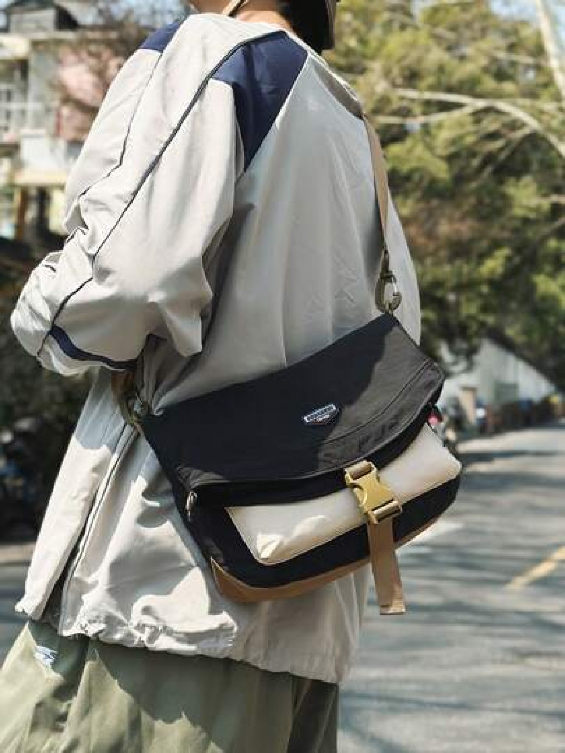 New Fashion Simple Waterproof Men s Shoulder Bag Outdoor Casual Gym Cycling Messenger Bag College Style For School Work Travel High Quality Phone Pouch Gift