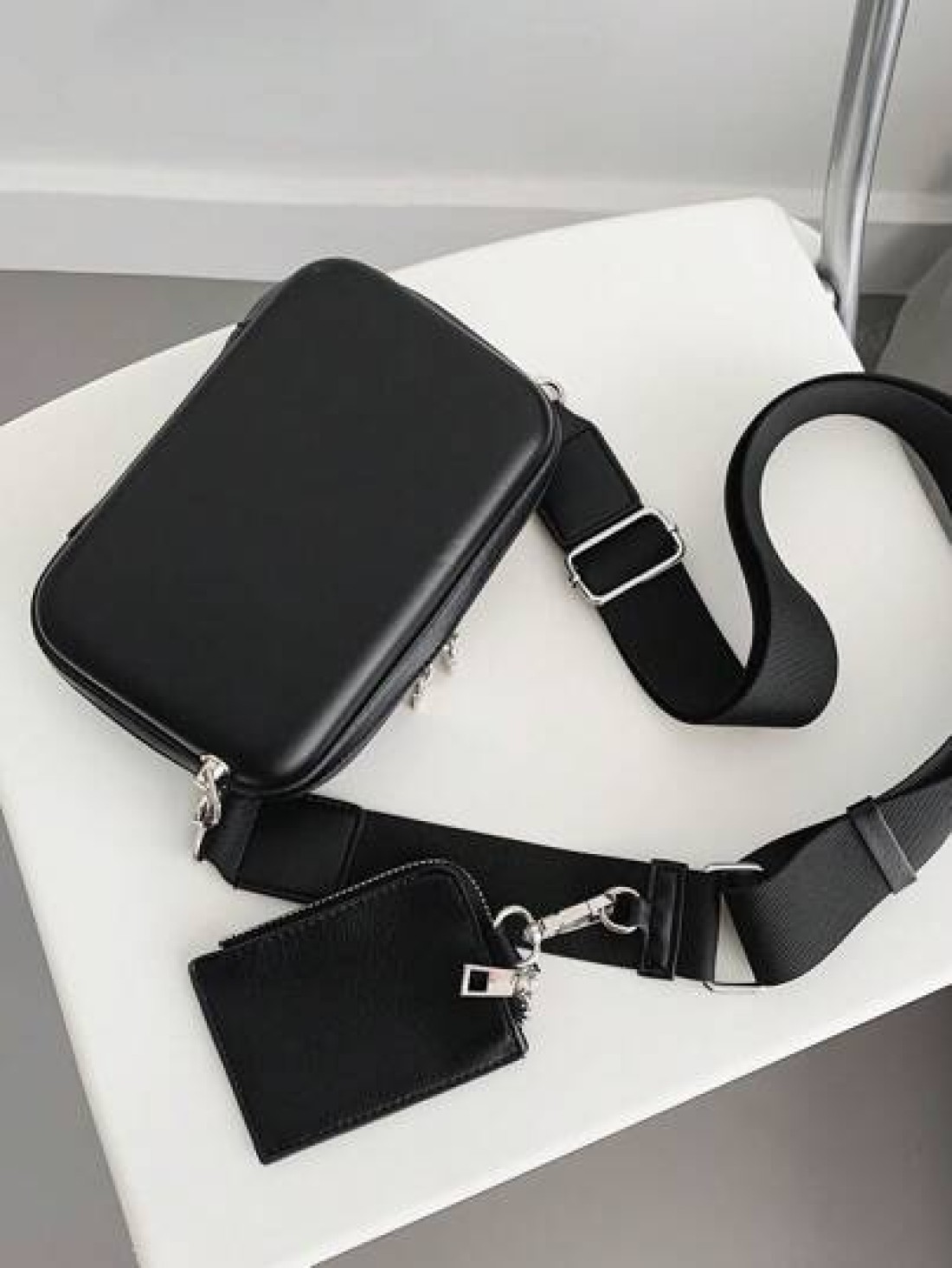 Minimalist Small White Square Wallet With Removable Wide Strap Crossbody Bag Graduation School Supplies