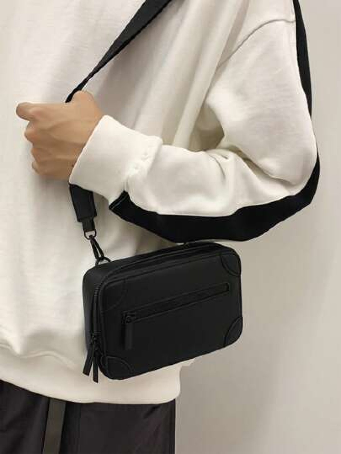 Men s Stylish Square Crossbody Bag Sling Bag Casual Box Shape Shoulder Bag Small Messenger Bag For Valentine s Day Gift Father s Day Gift College Travelling Commuting Sling Bag For Men Business