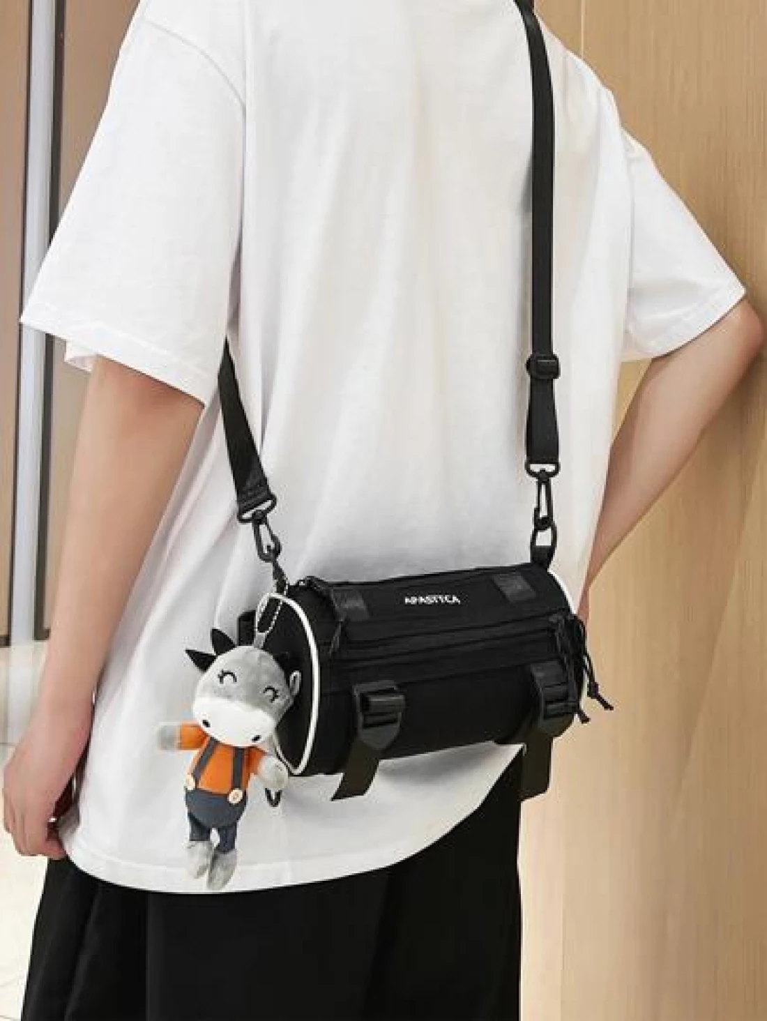 Letter Graphic Bucket Bag With Bag Charm Casual Crossbody Bag Sling Bag Shoulder Bag Side Bag Square Bag For Holiday Travel Essentials School Bag For College Students Summer Gifts For Boyfriend Colleg