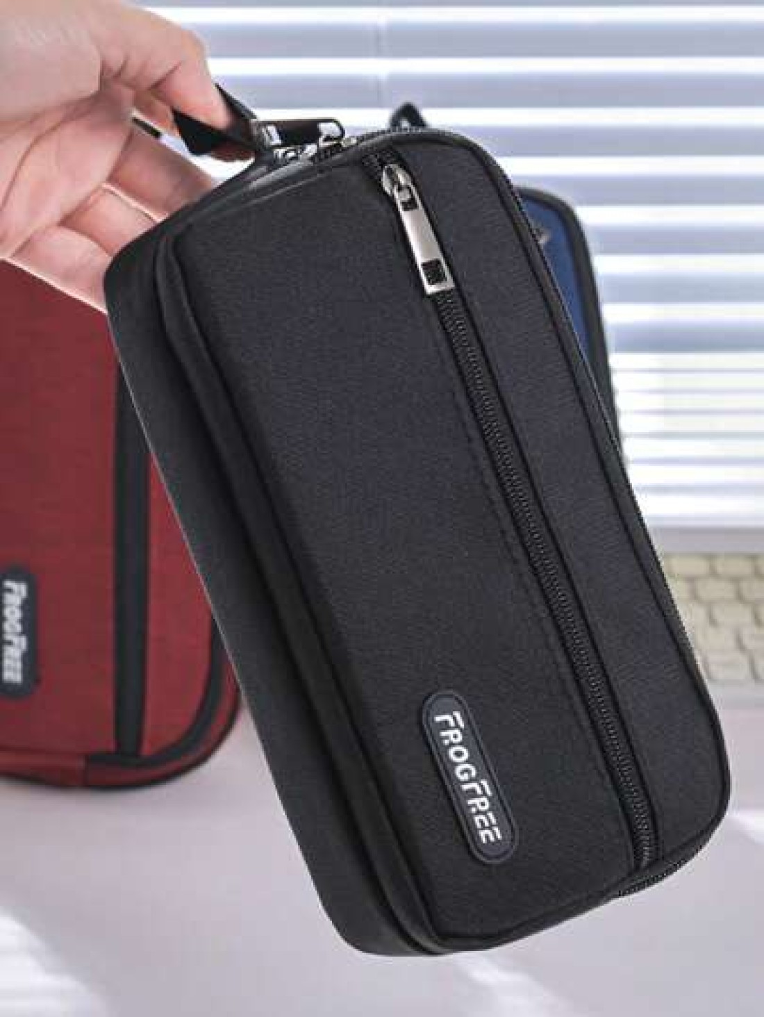 1pc Fashion Casual Student Handbag Business Bag Outdoor Travel Square Bag Tool Bag Back To School Sports Everyday Life Summer Bag Essential For Men Pillow Bag Men
