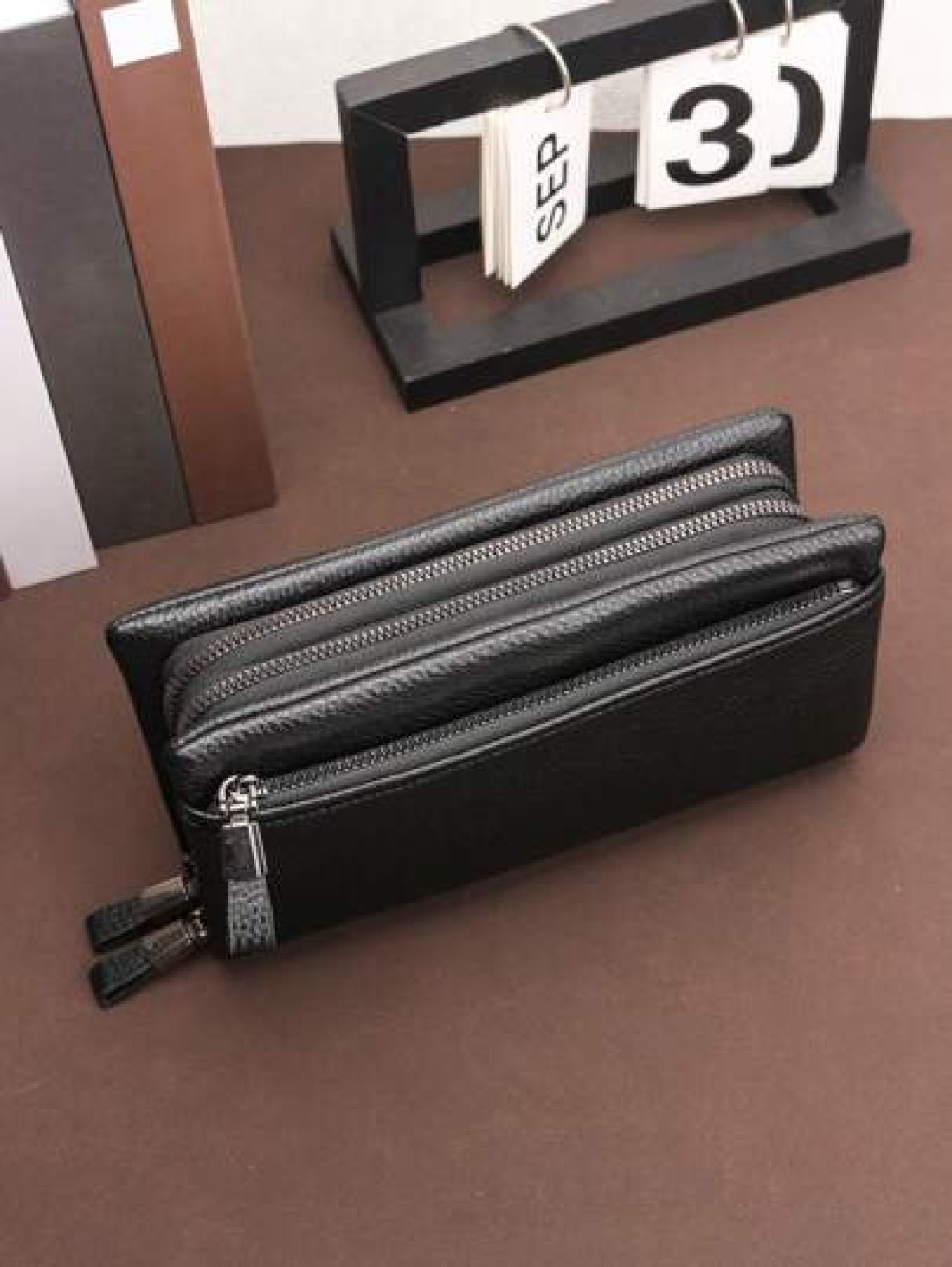 HOVI S Classic Solid Color Retro Clutch Bag Simple Business Large Capacity Lightweight Waterproof Men s Daily Commuting Mobile Phone Bag
