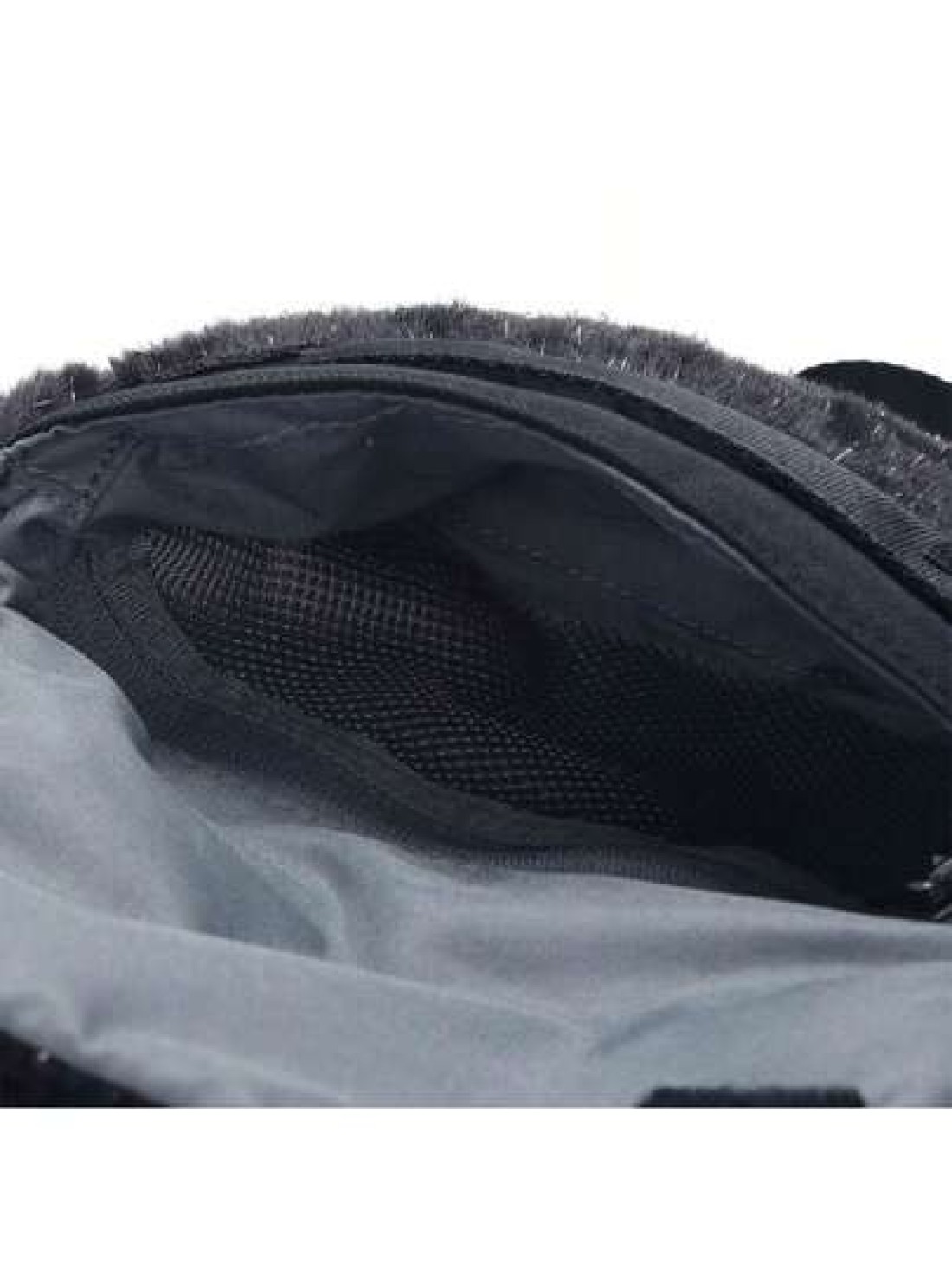 Nike حقيبة كروس بودي مزينة بالفراء 2025 من فئة البنات NK FX FUR CROSSBODY Shoulder Bag FZ1329-010