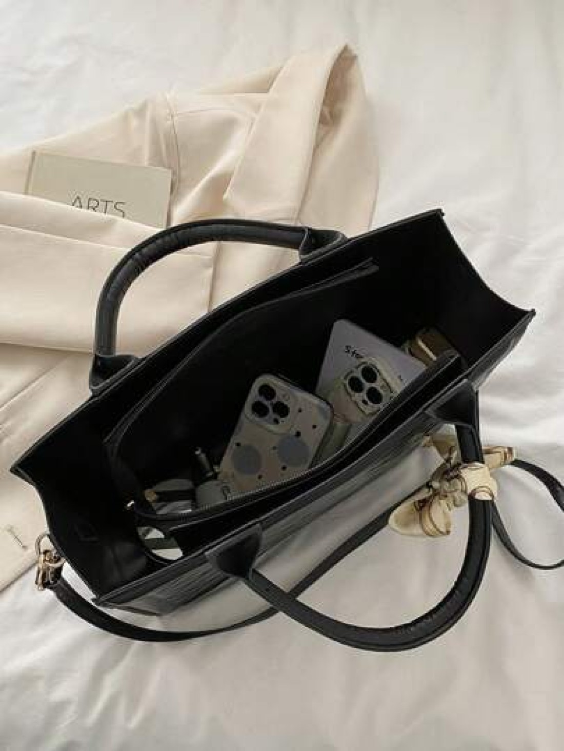 Versatile Women s Handbag With Scarf 2024 Summer New Commuting Tote Bag Shoulder Crossbody Chic Small Square Bag With Plaid Scarf Mark