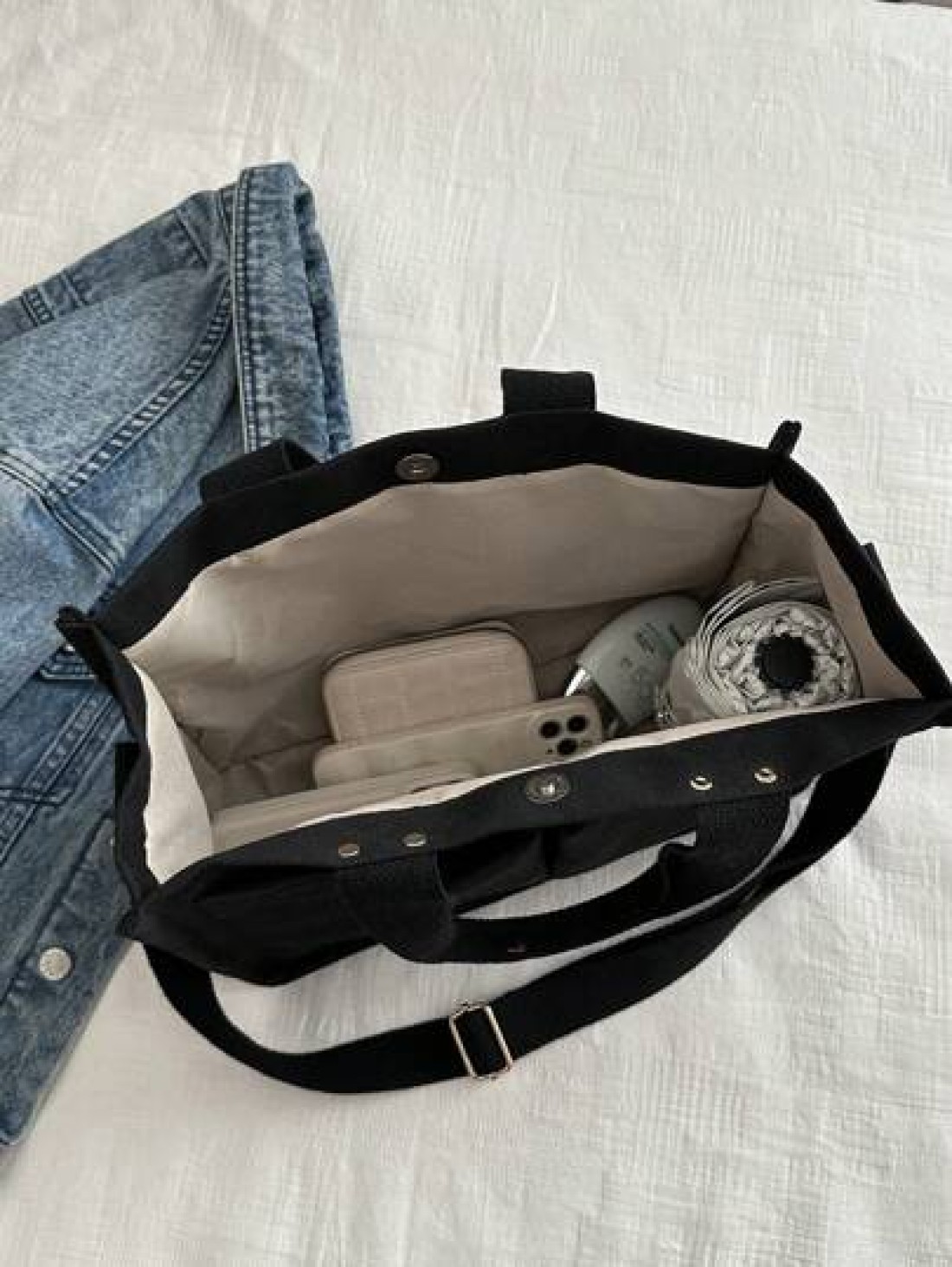 1 Stylish High Capacity Portable Shoulder Bag Simple Canvas Multi Pocket Diagonal Backpack Suitable For School Travel Tote Bag Tote Bags For School Tote Bags For Students Multiple Compartments Perfect